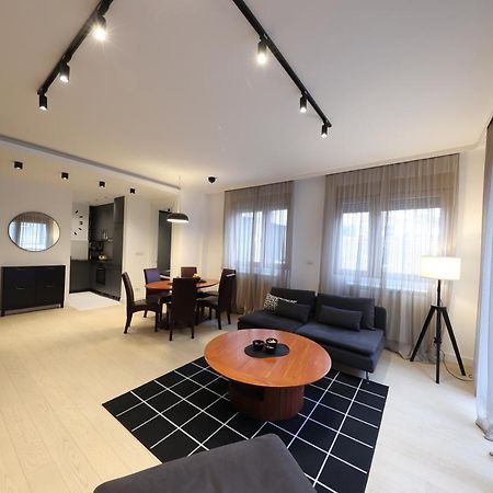 Modern Apartment In The Heart Of بلغراد المظهر الخارجي الصورة